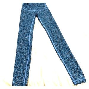 LuluLemon work out pants size 4